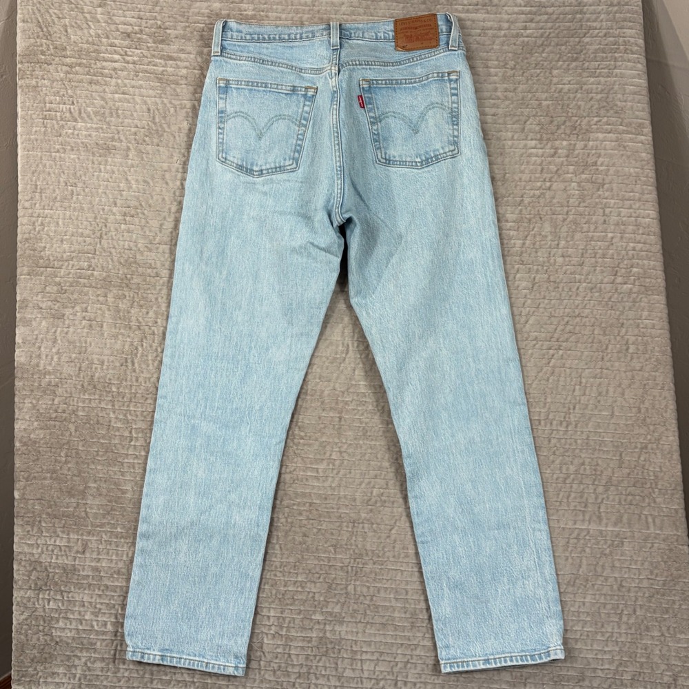 Levis Premium 501 Original Fit Light Wash Straight Leg Button Fly Jeans W28 L28 - Picture 2 of 11